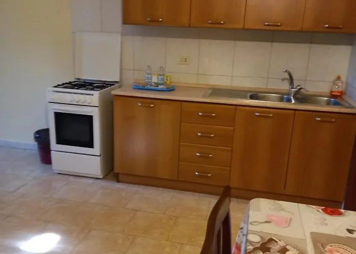 Lucchetta Alloggio per agriturismo Reggiolo